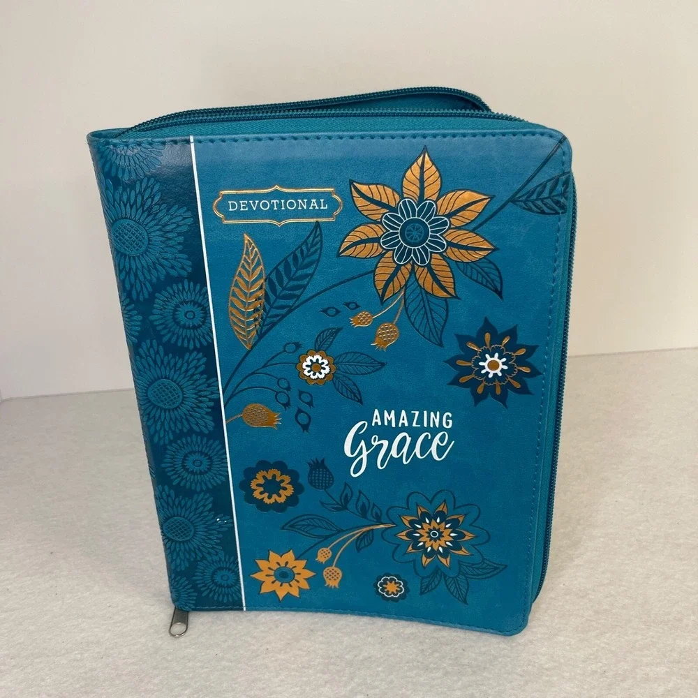 Amazing Grace Zip around 365 Day Devotional Faux Leather Engaging Devotional